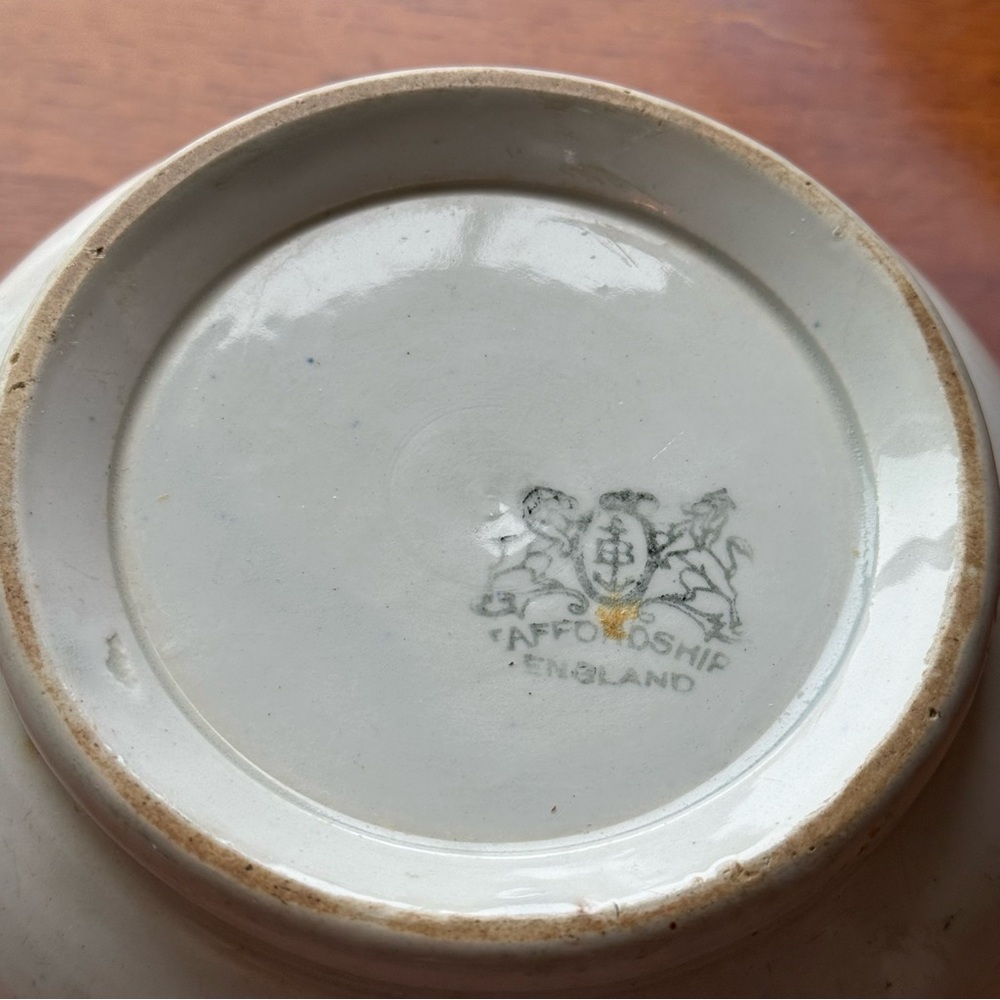 Beautiful Antique Hand Painted Floral Spongeware Bowl Made In England Late 1800s - Picture 12 of 14